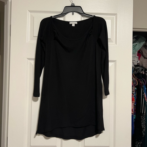 NWOT Black open shoulder long sleeve dress - Picture 3 of 5